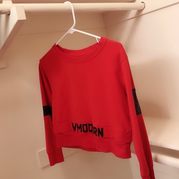 Croptop - Picture 2 of 4